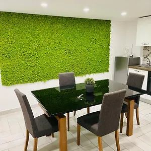 Suite169 Apartman